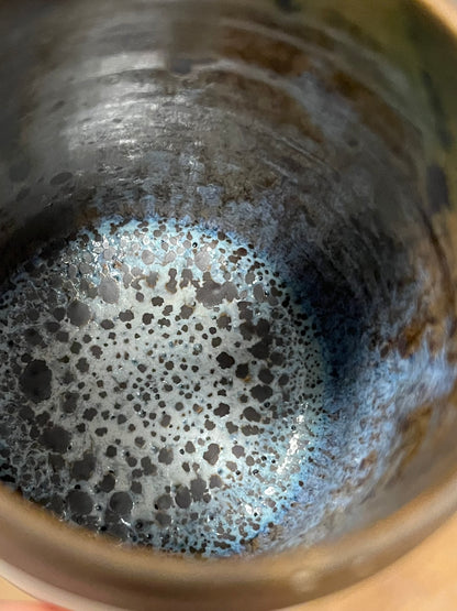 Pot porcelaine levre marron