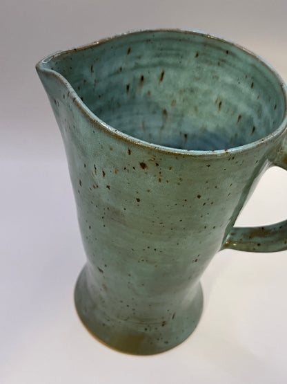 Carafe vert tacheté