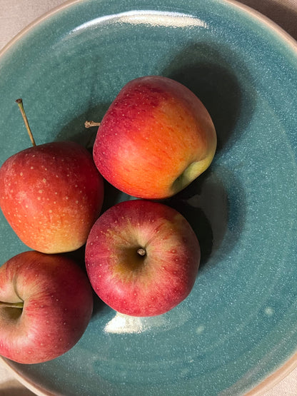 Plat de présentation vert tacheté