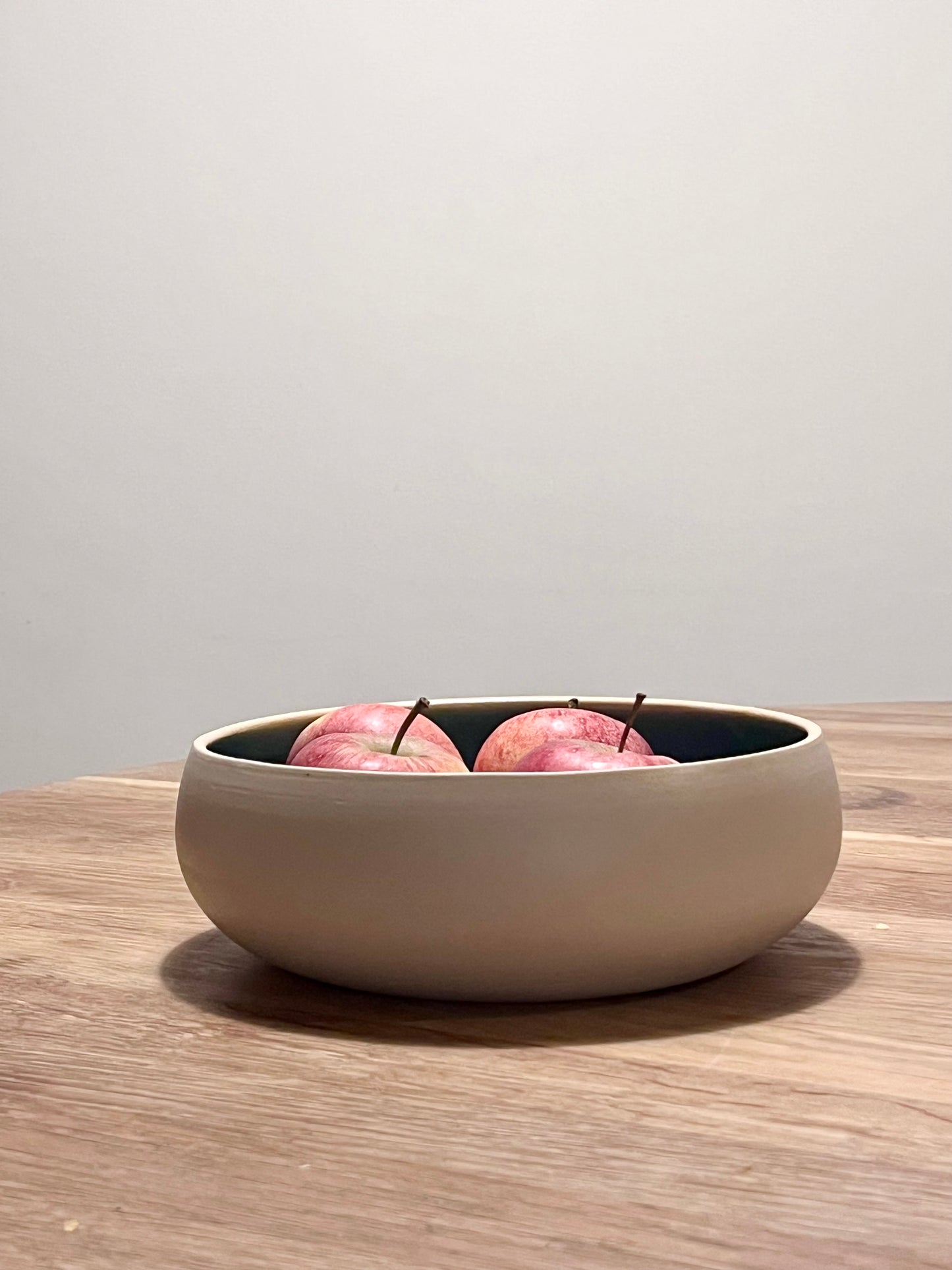 Coupe turquoise tacheté de noir